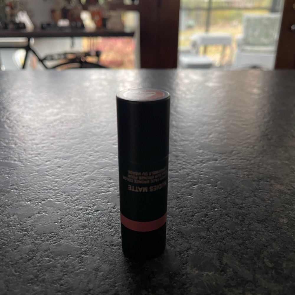 Nudestix NUDIES MATTE All Over Face Bronze Color in Sunkissed - Picture 11 of 11